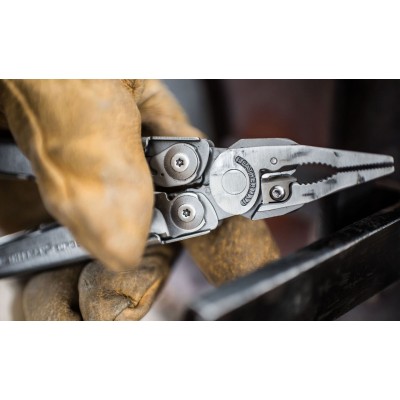 Multi-Tools Surge Stainless Steel [Leatherman]